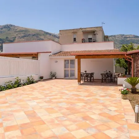 Σπίτι διακοπών Arricampati & Bringo Car