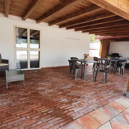 Arricampati & Bringo Car