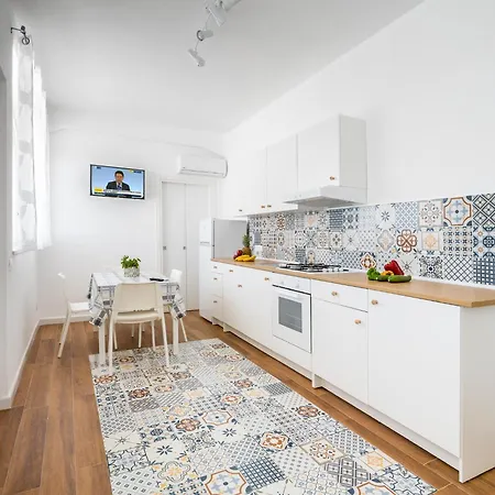 Arricampati & Bringo Car *