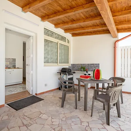 Arricampati & Bringo Car *